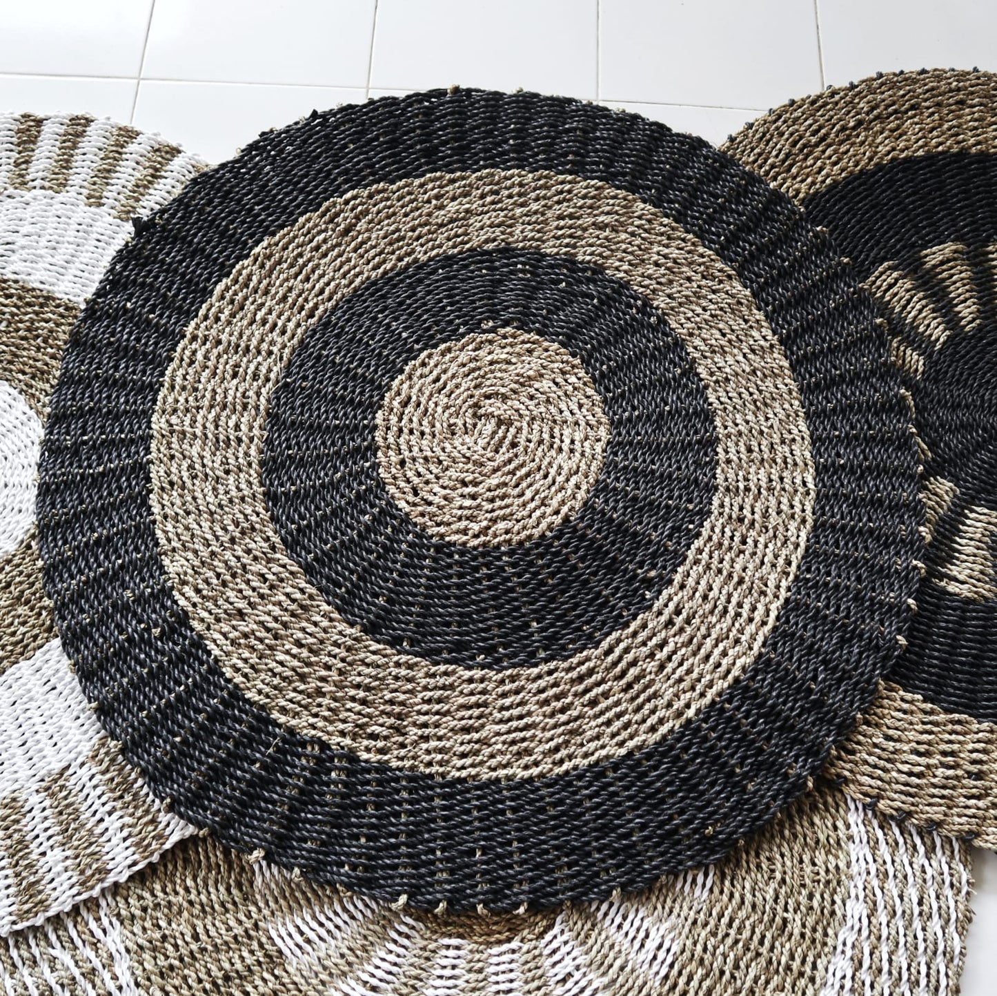 Circle Seagrass Black & Tan Rug - 1m