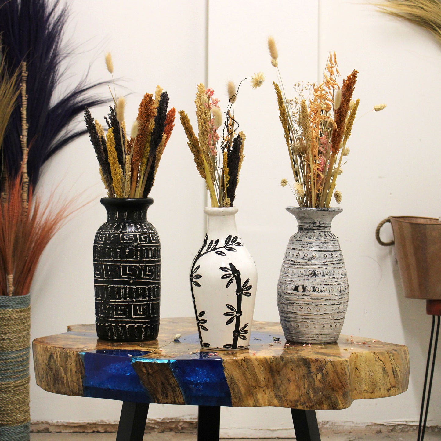 Greek Straight Vase (Chocolate)